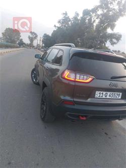 جیپ شیرۆکی